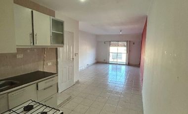 Departamento Tipo Casa en venta en Sarandi Este