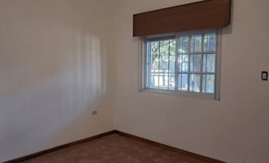 VENTA PH 2 AMB C/TERRAZA BERNAL VILLA CRAMER