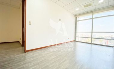 Oficina en Arriendo en Metro Magallanes | Venta Arriendo Oficina con Estacionamiento | Las Condes
