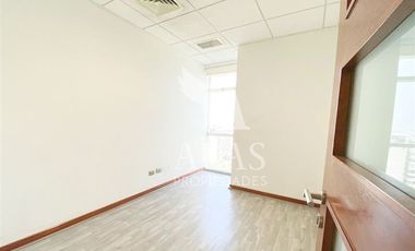 Oficina en Arriendo en Metro Magallanes | Venta Arriendo Oficina con Estacionamiento | Las Condes