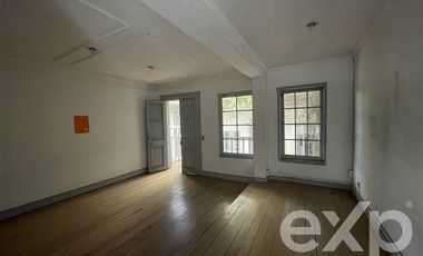 Local Comercial en Arriendo en Moneda- Barroso