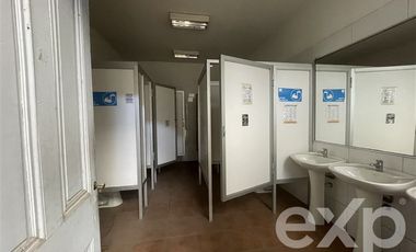 Local Comercial en Arriendo en Moneda- Barroso