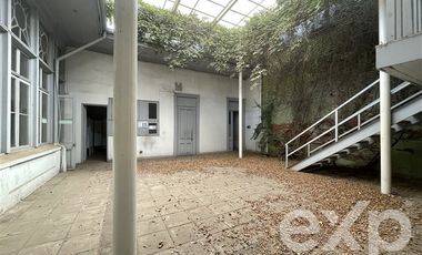 Local Comercial en Arriendo en Moneda- Barroso