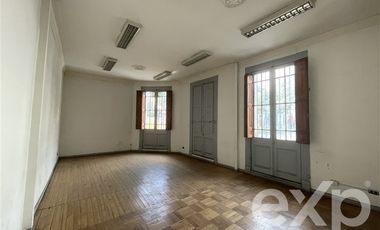 Local Comercial en Arriendo en Moneda- Barroso