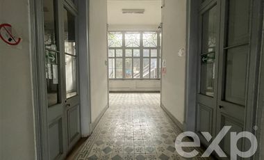 Local Comercial en Arriendo en Moneda- Barroso