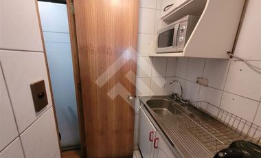 Local Comercial en Arriendo en Av. Manquehue Sur /Martín de Zamora