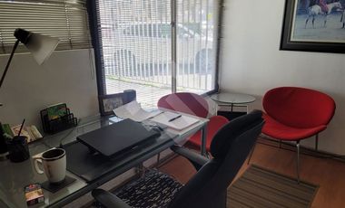 Local Comercial en Arriendo en Av. Manquehue Sur /Martín de Zamora
