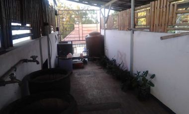 Di jUal Rumah 2,5 Lantai Ada Basement