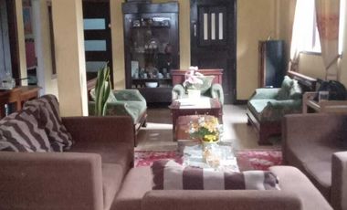 Di jUal Rumah 2,5 Lantai Ada Basement