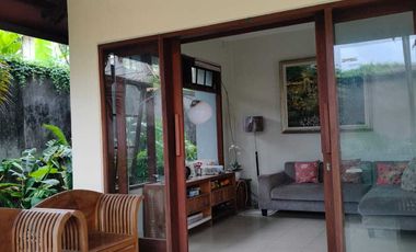 Villa Mewah Full Furnish 2 Lantai Dekat Pantai Sanur
