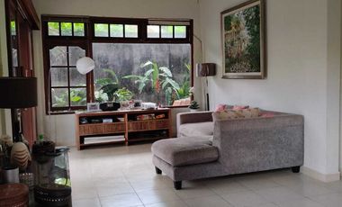 Villa Mewah Full Furnish 2 Lantai Dekat Pantai Sanur