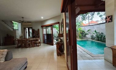 Villa Mewah Full Furnish 2 Lantai Dekat Pantai Sanur