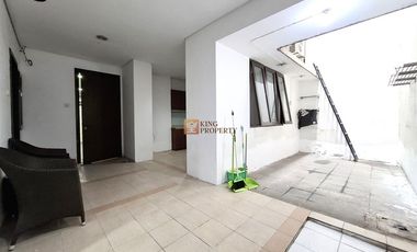 Hunian Mewah, Townhouse Springhill Golf 5 Lantai Lift Pribadi Elegan