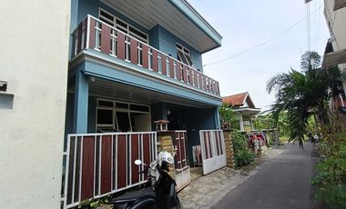 Rumah 2 lantai dijual di Kadipiro Banjarsari Solo kondisi bagus