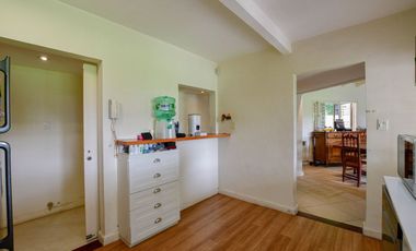 CASA 3 DORMITORIOSEN VENTA CITY BELL PILETA