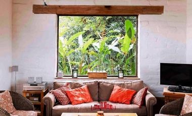 Renta casa en Malinalco, con alberca y gran jardín