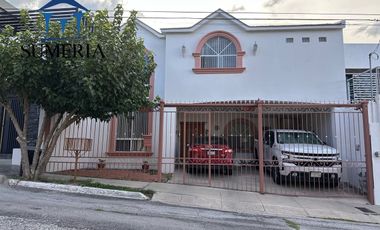 Casa en Lomas Universidad