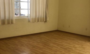 Excelente casa en  renta Lomas del Sol (B)