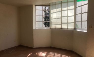 Excelente casa en  renta Lomas del Sol (B)