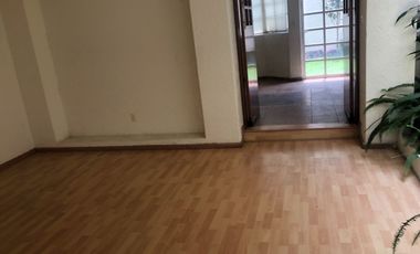 Excelente casa en  renta Lomas del Sol (B)