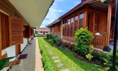 Dijual Rumah Etnik Joglo Luas Ada Kolam Renang  Dekat Kampus UII Yogya