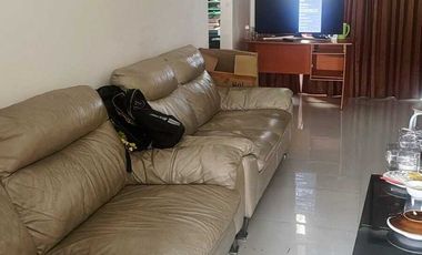 Rumah solo 50 dari jalan gajah Mada dekat stasiun balapan tirtonadi