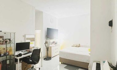 Rumah solo 50 dari jalan gajah Mada dekat stasiun balapan tirtonadi