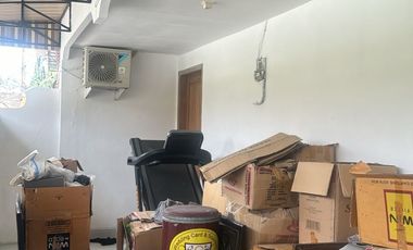 Rumah solo 50 dari jalan gajah Mada dekat stasiun balapan tirtonadi