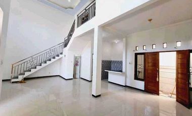 Rumah solo gentan purbayan dekat luwes Baki