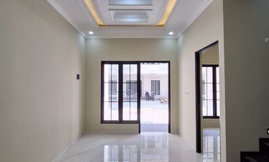Rumah Cilodong 2 Lantai Siap Huni Dekat Alun alun GDC Akses Pinggir Jalan Utama