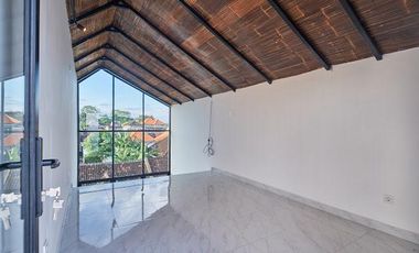 Villa Baru 2 Lantai Modern di Tibubeneng Canggu