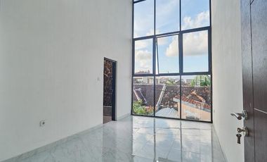 Villa Baru 2 Lantai Modern di Tibubeneng Canggu