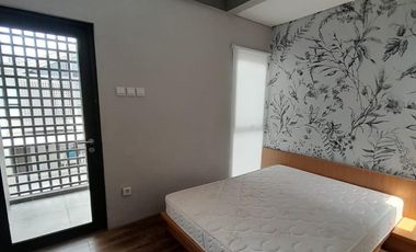 Disewakan rumah 2 lantai cluster o2 grand wisata bekasi