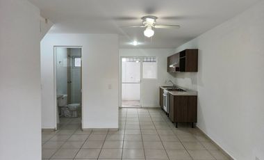 LOMA DORADA. CASA EN LOMA ZAPOPAN  $2,019,000