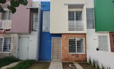 LOMA DORADA. CASA EN LOMA ZAPOPAN  $2,019,000