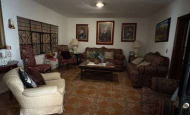 Duplex !! Casa con uso comercial