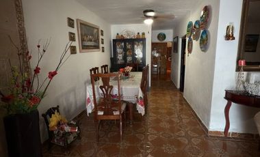 Duplex !! Casa con uso comercial