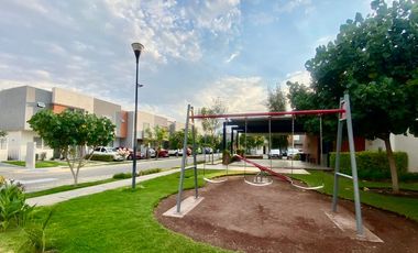 Casa en renta en Paseo de los Parques