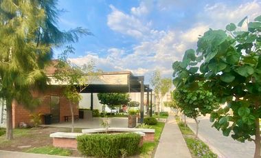 Casa en renta en Paseo de los Parques