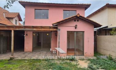 Casa en venta en MACHALÍ