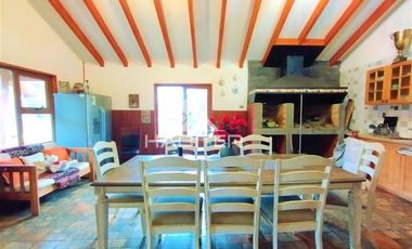 Casa en Arriendo en COD34090 Cerro las Mariposas