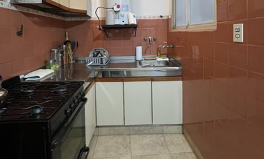 PROPIEDAD CENTRICA EN PLANTA ALTA CON LOCAL COMERCIAL