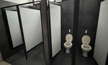 INVERSORES SE VENDE SALON EN ORO VERDE