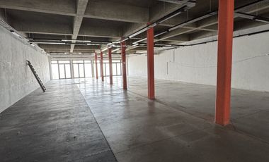 INVERSORES SE VENDE SALON EN ORO VERDE