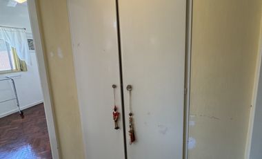 VENTA DPTO 2 DORM. CON COCHERA CALLE BUENOS AIRES