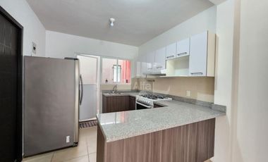 Casa Amueblada frente a Parques Industrial Toluca 2000, con acceso rápido a CDMX