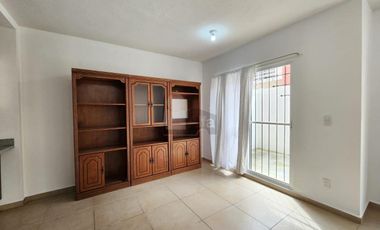 Casa Amueblada frente a Parques Industrial Toluca 2000, con acceso rápido a CDMX