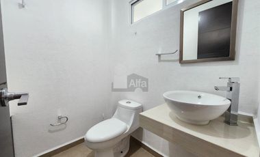 Casa Amueblada frente a Parques Industrial Toluca 2000, con acceso rápido a CDMX