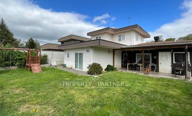 Casa en encinas de Pilauco