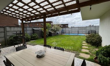 Casa en encinas de Pilauco